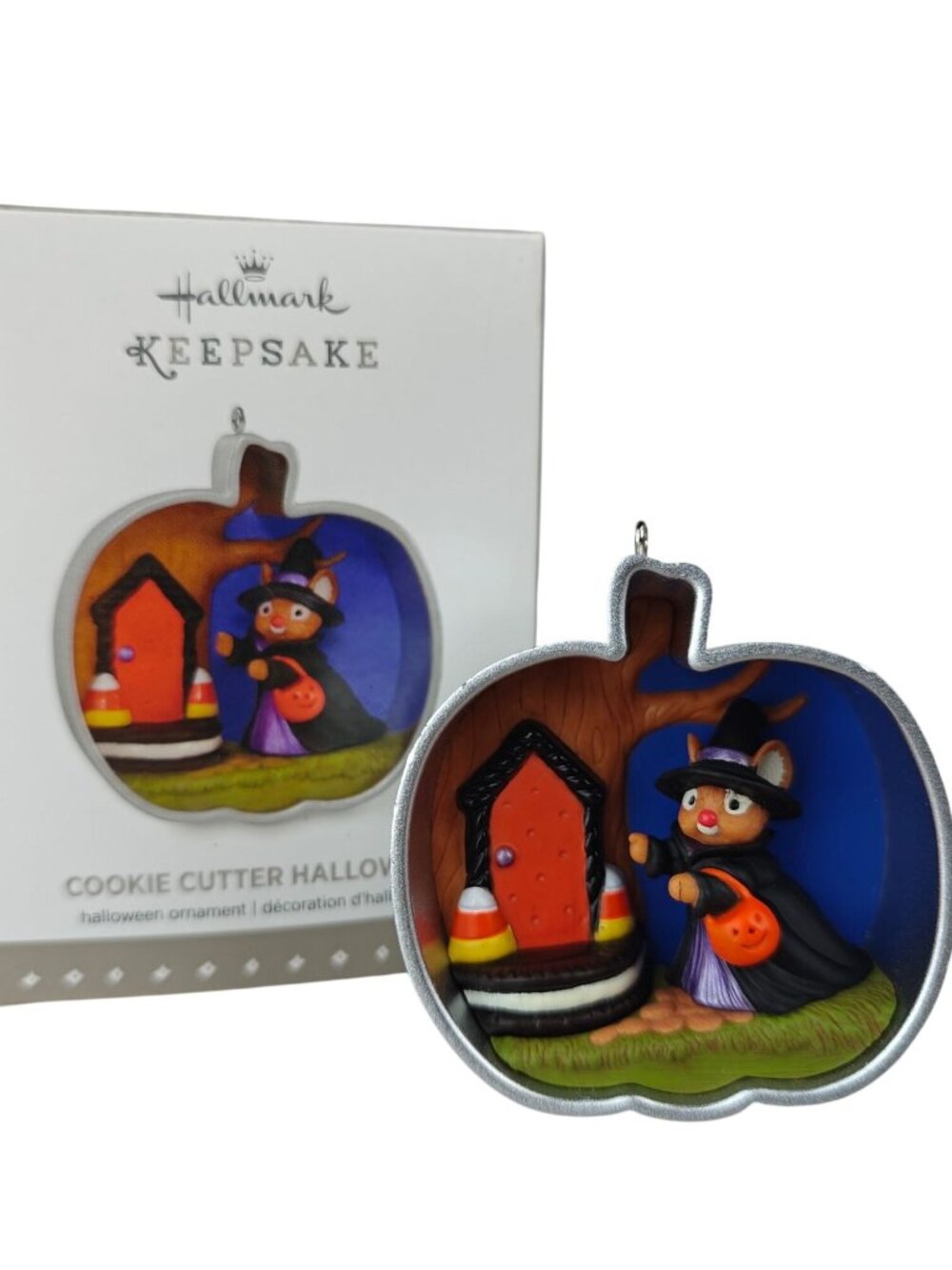 Hallmark Keepsake Cookie Cutter Halloween Ornament 2015 Mouse Witch Design